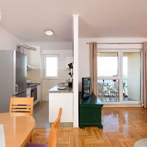 Dani Apartament Trogir